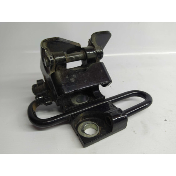 Dobradiça De Porta Traseira Direita Inferior Jetta 2008