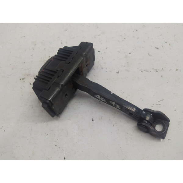 Limitador De Porta Dianteiro Direito Bmw 320i 2006 2.0