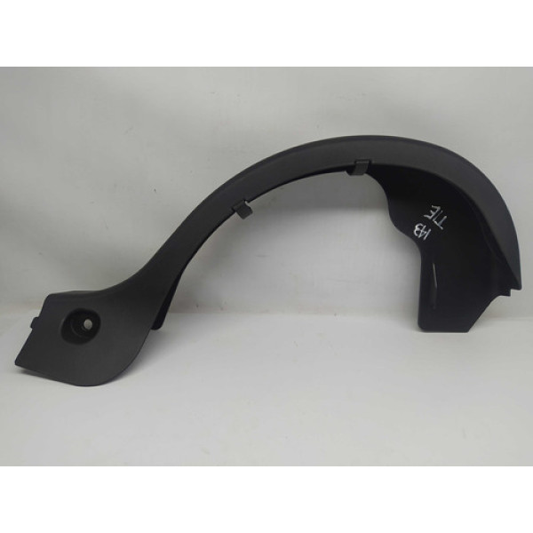 Capa Dobradiça Esquerda Porta Malas Mercedes C180 Cgi 2011