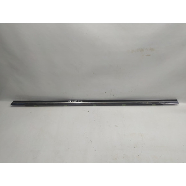 Pestana Externa Porta Traseira Direita Azera 2008 3.3 V6