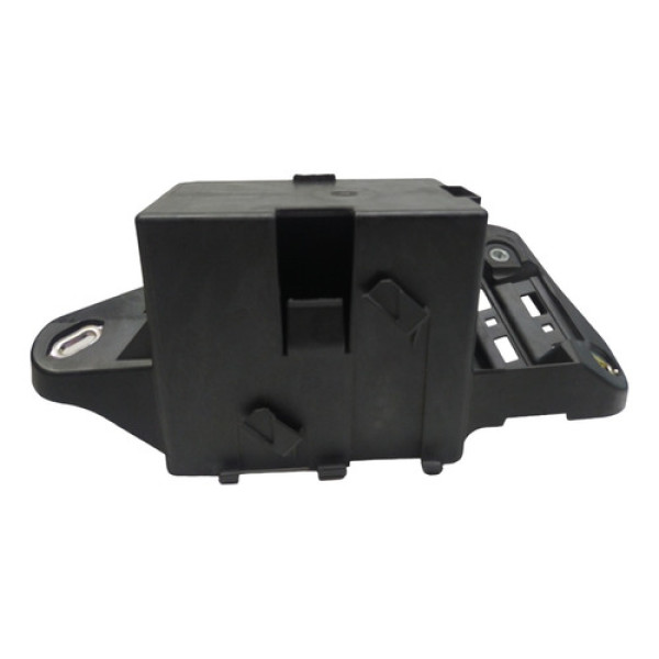 Capa Suporte Bateria Auxiliar Mercedes Cla 200 2016