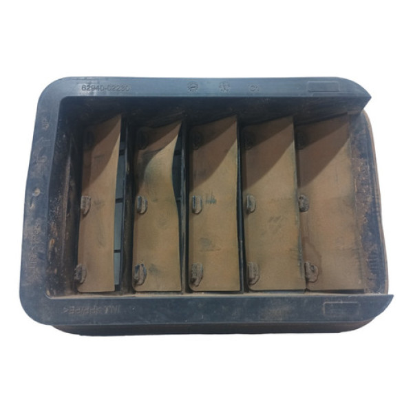 Difusor Ar Traseiro Esquerdo Corolla Cross Xre 2022 2.0