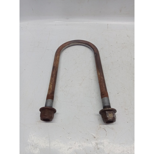 Grampo Feixe De Mola (3) Volkswagen Amarok 2014 2.0 