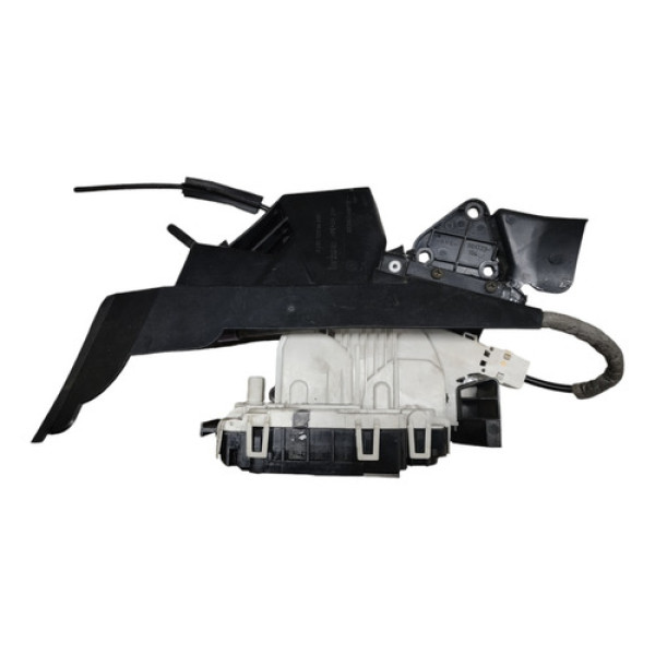 Fechadura Porta Dianteira Direita Mercedes C180 Cgi 2012