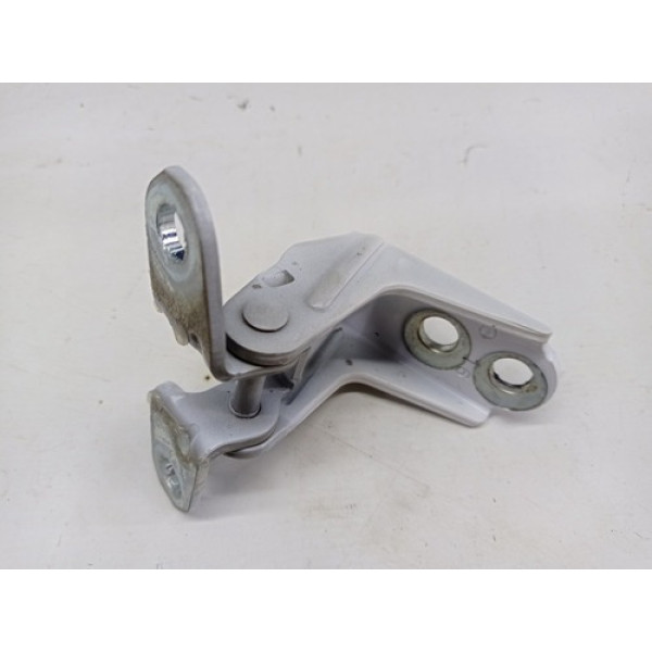 Dobradiça Inferior Traseira Esquerda Nissan Kicks 2022 1.6