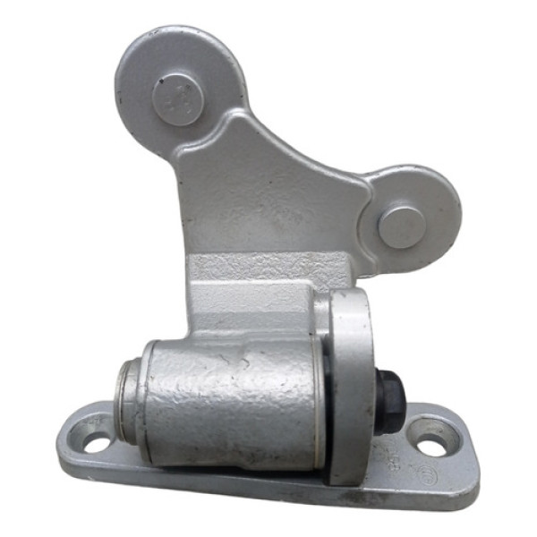 Dobradiça Inferior Traseira Esquerda C200 Cgi 2014 1.8 Aut