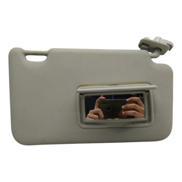 Quebra Sol Dianteiro Direito Nissan Versa 1.6 Advance 2022