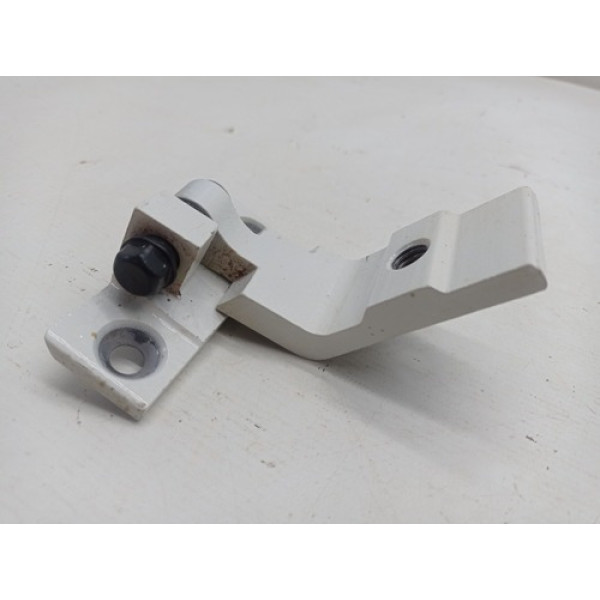 Dobradiça Inferior Traseira Esquerda Bmw X3 2013 M Sport