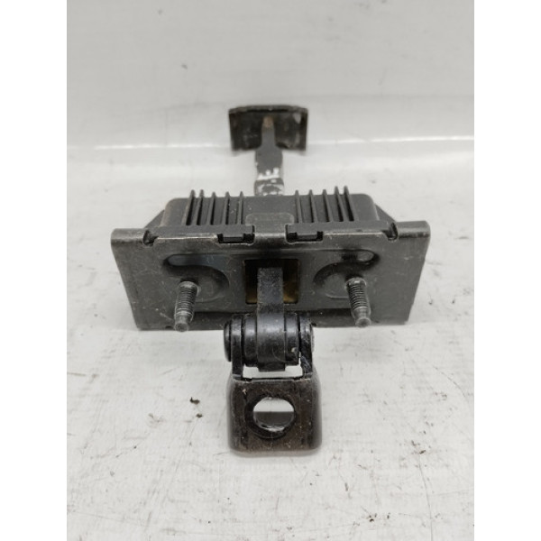 Limitador Porta Dianteira Esquerda Freelander 2 2009 3.2