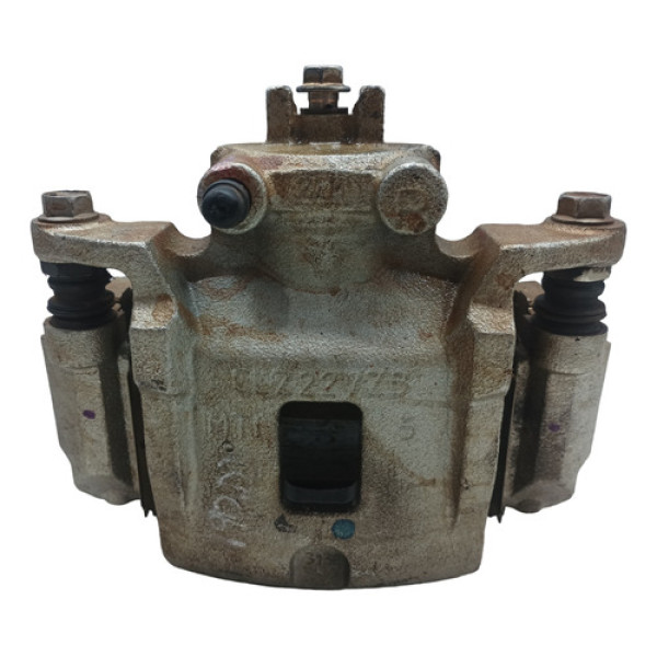 Pinça Dianteira Direita Nissan Sentra Advanced 2023 2.0 Aut