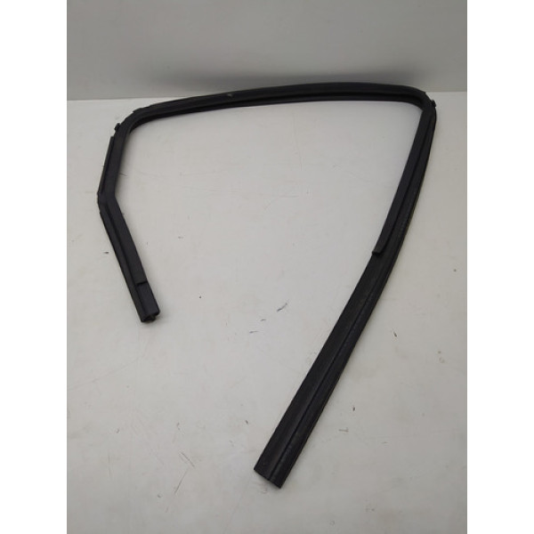 Borracha Canaleta Traseira Esquerda Gm Spin 2019