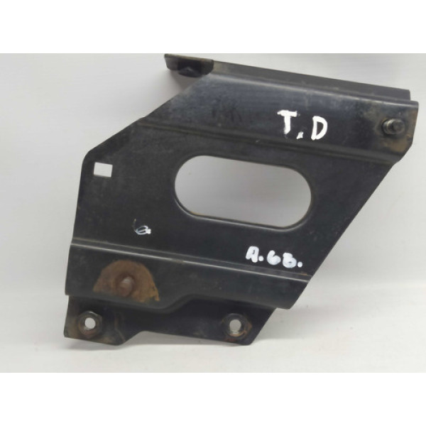 Suporte Parachoque Traseiro Direito Kia Sportage 2003 