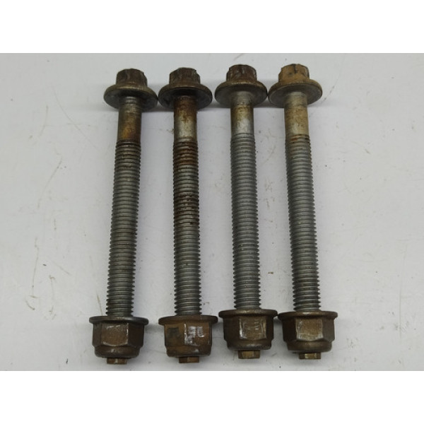 Parafuso Bandeja Dianteiro Mercedes Cla 200  Turbo 2016 