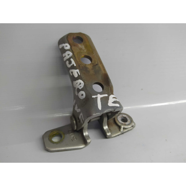 Dobradiça De Porta Traseira Esquerda Inferior Pajero 2001 