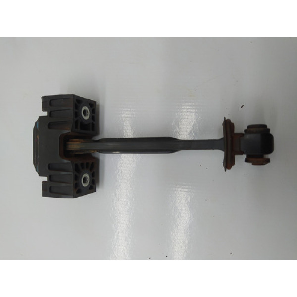 Limitador Porta Traseira Esquerda Vw Amarok 2014 2.0