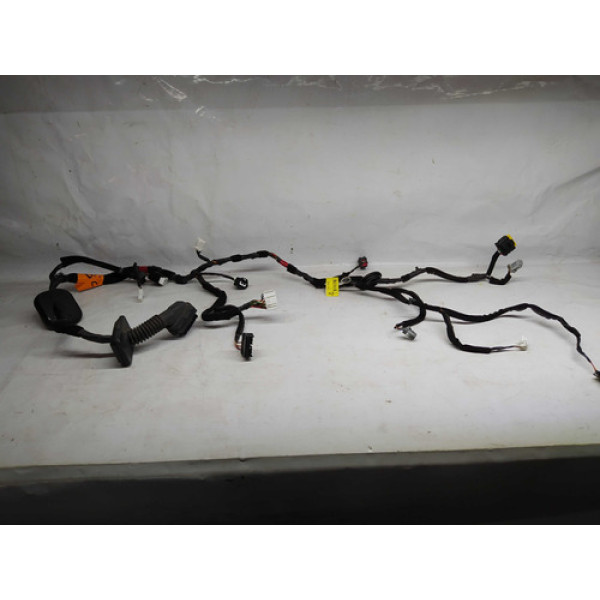 Chicote De Porta Dianteira Direita Cadenza 2010 