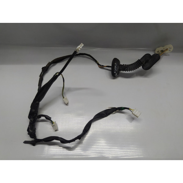 Chicote De Porta Traseiro Direito Yaris Hatch 2020 1.5 Aut