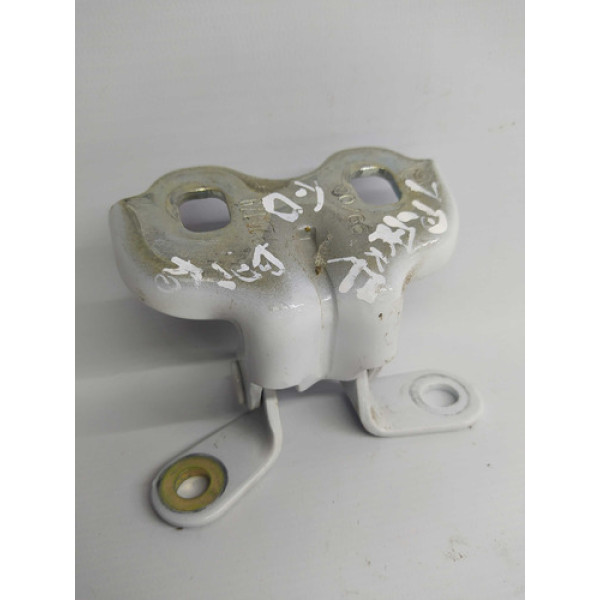 Dobradiça Porta Traseira Direita Inferior Gm Tracker 2021