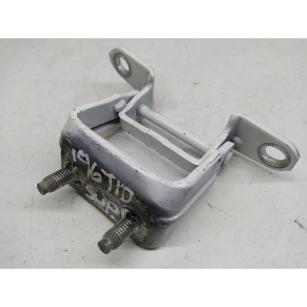 Dobradiça Porta Traseira Direita Superior Nissan Kicks 2020