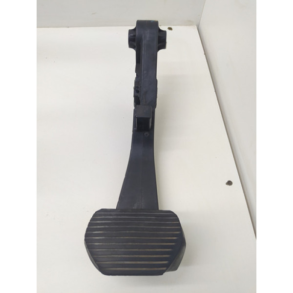 Pedal Peugeot 2008 1.6 2017 Automático