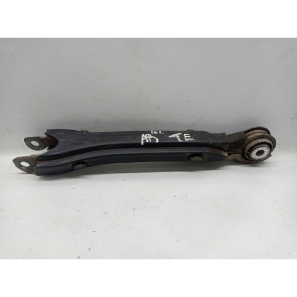 Braço De Suspensão Traseira Esquerda Mercedes C180 2010 Cgi