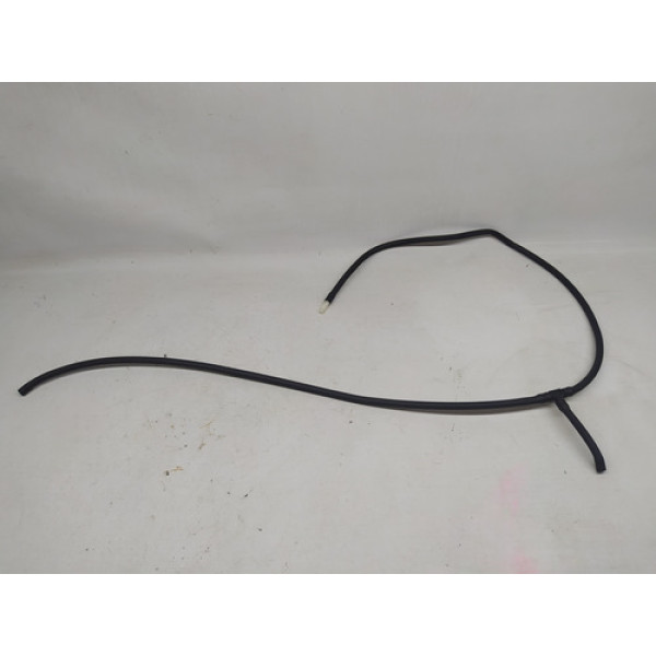 Mangueira Brucutu Capô Gm Captiva 2011