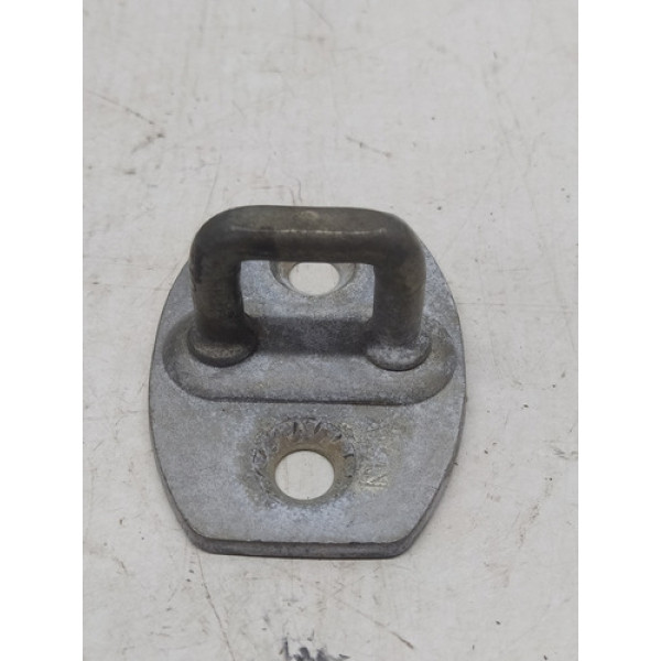 Batente De Porta Traseira Esquerda Suzuki Grand Vitara 2011