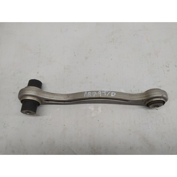 Braço Superior Traseiro Direito C200 Kompressor 2008 1.8