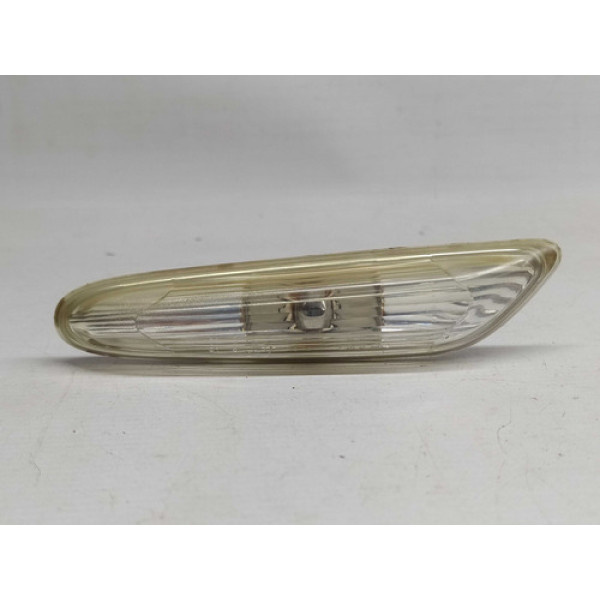 Lanterna Pisca Pára-lama Direito Bmw 320 I 2006 