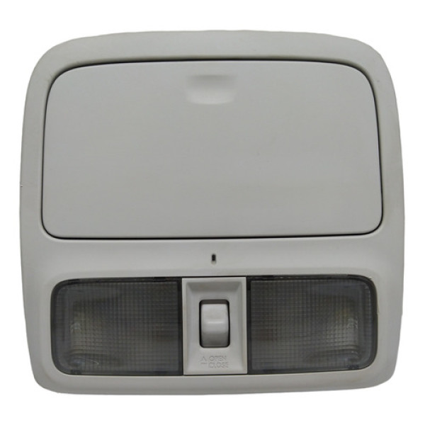 Lanterna Cortesia Teto Porta Óculos Subaru Forester 2008