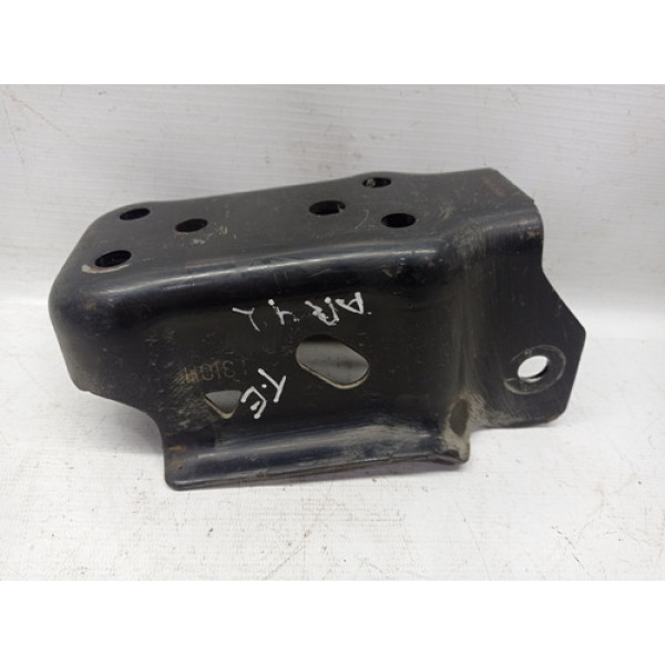 Suporte Eixo Traseiro/esq Chrysler Town Country 2008 3.8