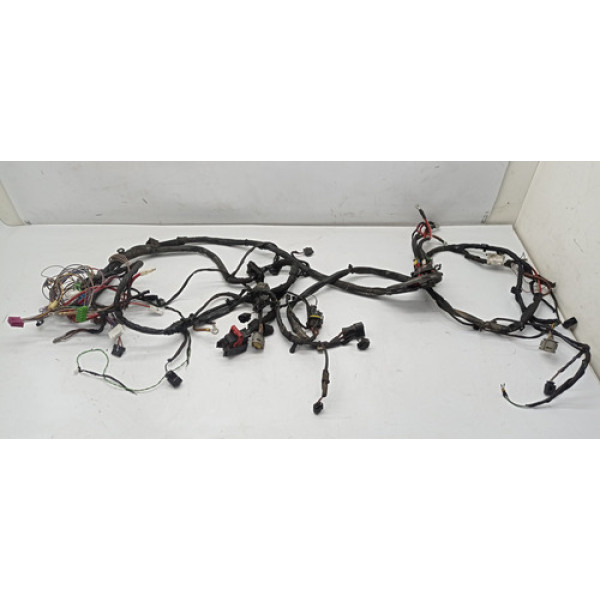 Chicote Parachoque Dianteiro Mercedes C180 2013 1.6 Cgi Aut