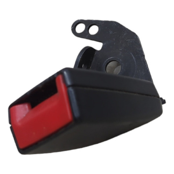 Engate Femea Mercedes C180 2013 