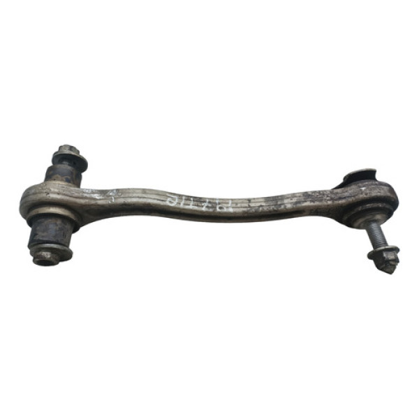 Braço Superior Traseiro Esquerdo C180 Kompressor 2011 1.6