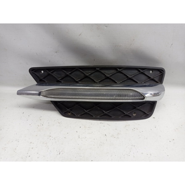 Farol De Milha Esquerdo Mercedes C200 Cgi 2014