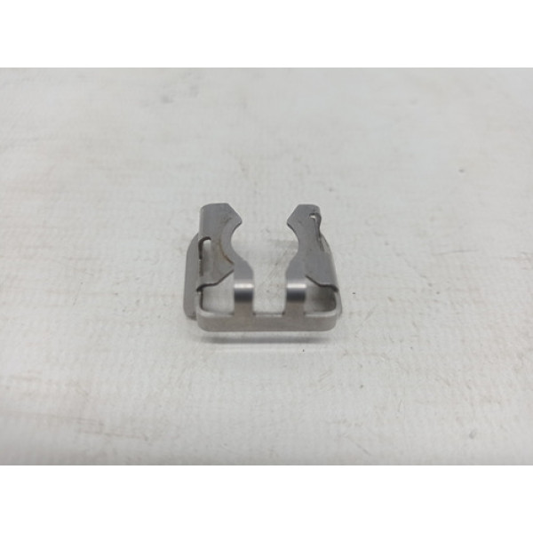 Trava Bico Injetor Dodge Journey 2010 2.7 