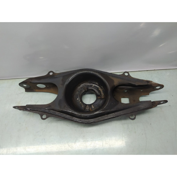 Bandeja Suspensão Traseira Direita Mercedes C180  2012 1.8