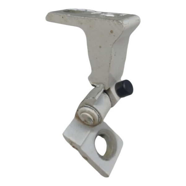 Dobradiça Inferior Dianteira Esquerda Vw Nivus Hl 2023 