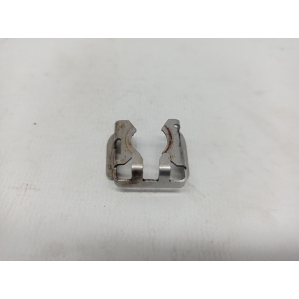 Trava Bico Injetor Dodge Journey 2010 2.7 