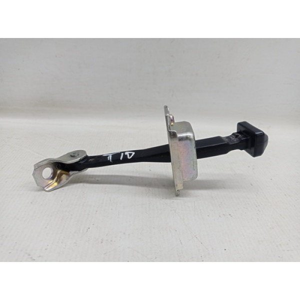 Limitador De Porta Traseira Direita Nissan Kicks Advanced 