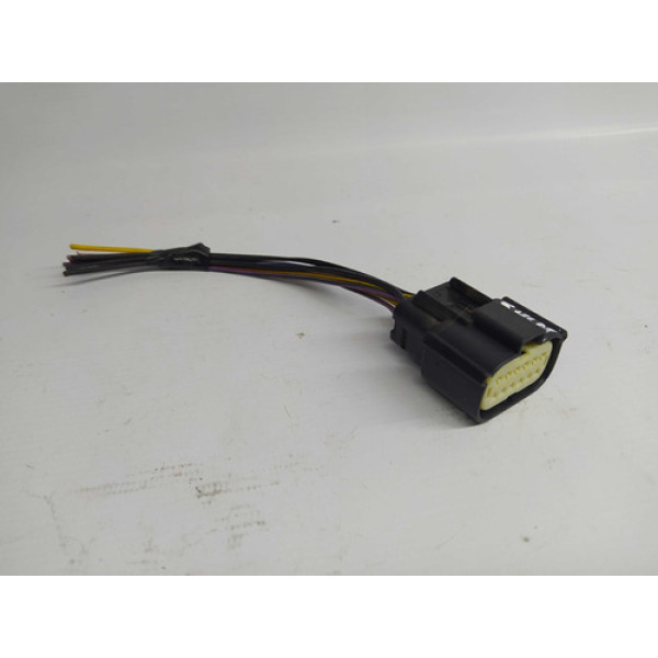 Conector Chicote Farol Gm Spin 2019 1.4 Aut