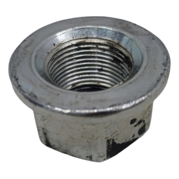 Porca Homocinética Dianteira Esquerda Versa Advance 2022