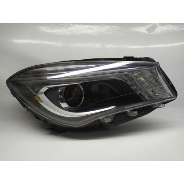 Farol Direito Mercedes Cla 1.6 Turbo 2016  Recuperado 