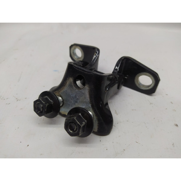 Dobradiça Superior Traseira Direita Mitsubishi Asx 2019