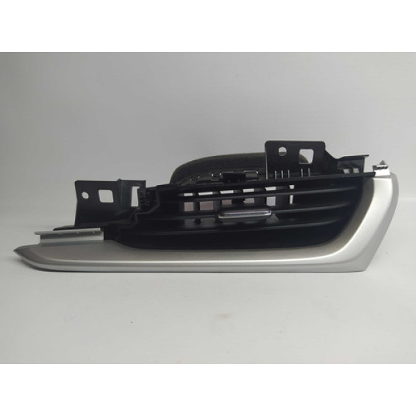 Difusor De Ar Lateral Direita Gm Tracker 2021