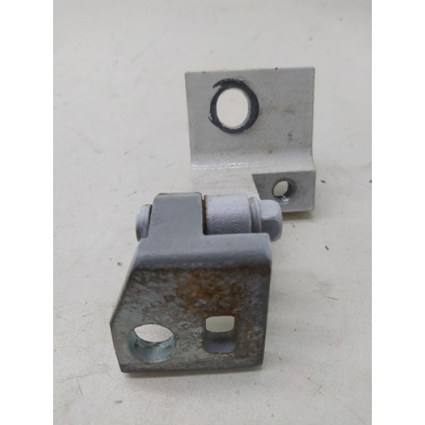 Dobradiça Superior Traseira Direita Chery Tiggo 2 2019 1.5