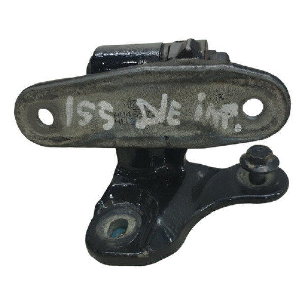 Dobradiça Inferior Porta Dianteira Esquerda Cla 200 2016 1.6