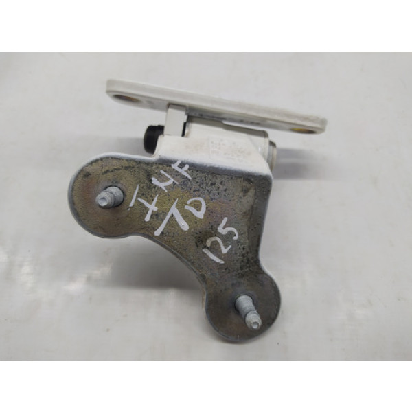 Dobradiça Inferior Traseira Direita C250 Cgi 2013 1.8 Aut