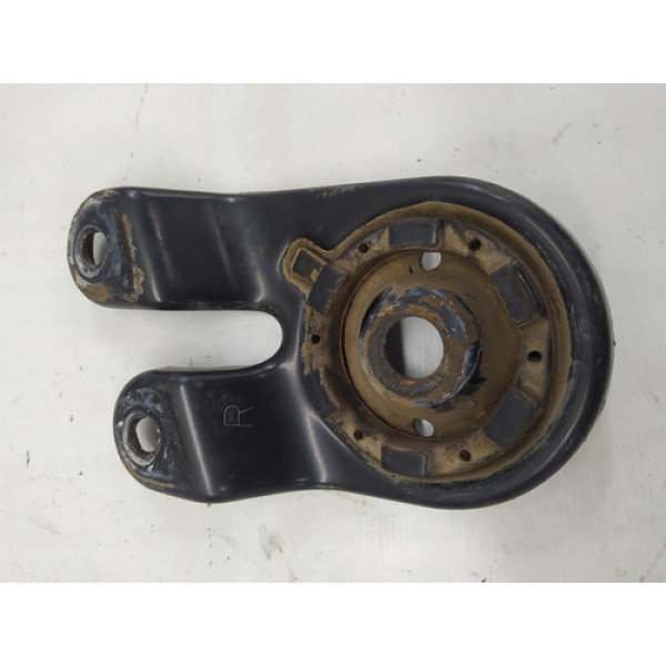 Suporte Direito Agregado Traseiro Dodge Journey Se 2010 2.7