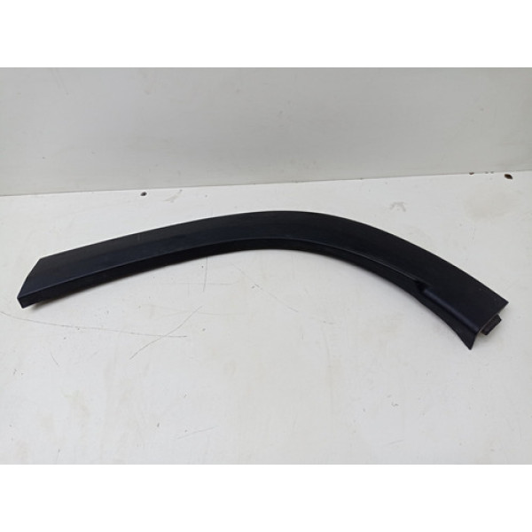 Moldura Paralama Esquerda Tracker 2021